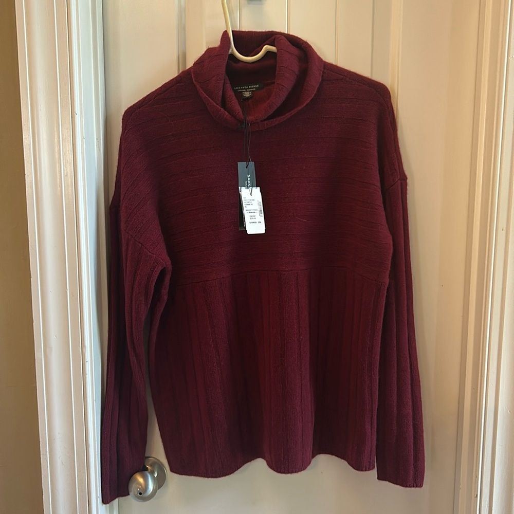 NWT Saks Fifth Avenue Cashmere Sweater